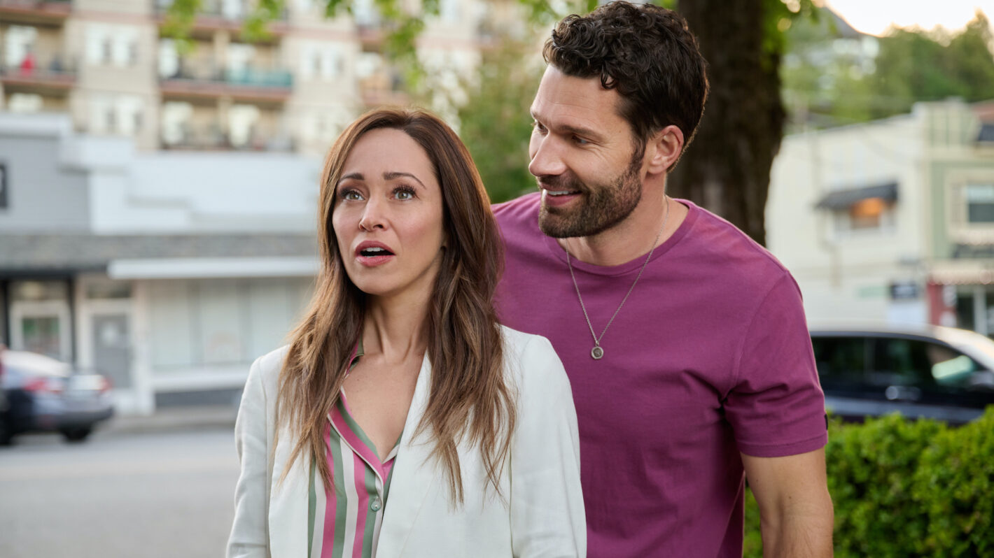 Autumn Reeser and Aaron O'Connell in 'Junebug'