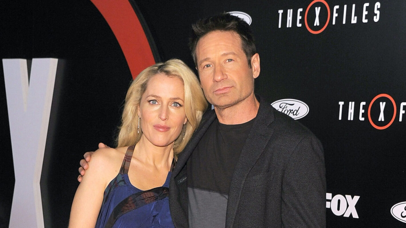 Actress Gillian Anderson and actor David Duchovny attend the premiere of Fox's 'The X-Files' at California Science Center on January 12, 2016 in Los Angeles, California.